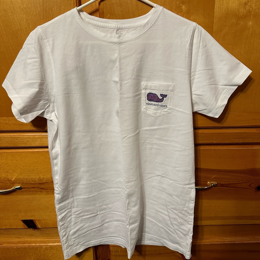 Vineyard Vines Outlet NWT Whale Logo Short Sleeve Tee size medium